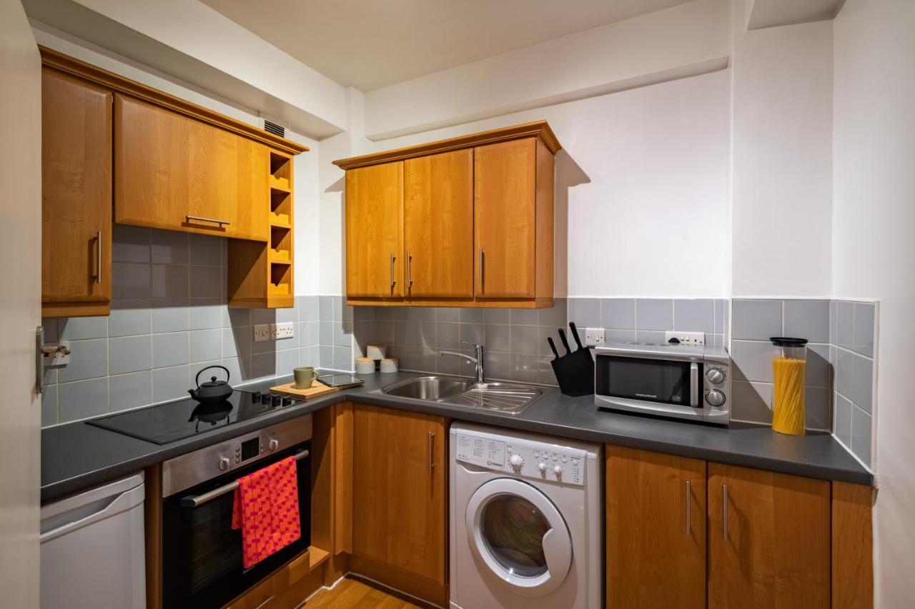 Dolphin House Serviced Apartments Londres Exterior foto